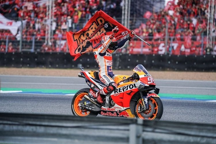 Marc Marquez 2025 TAY DUA MOTO GP 5