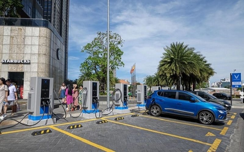 THAY DOI GIAY PHEP KINH DOANH TRAM SAC 3