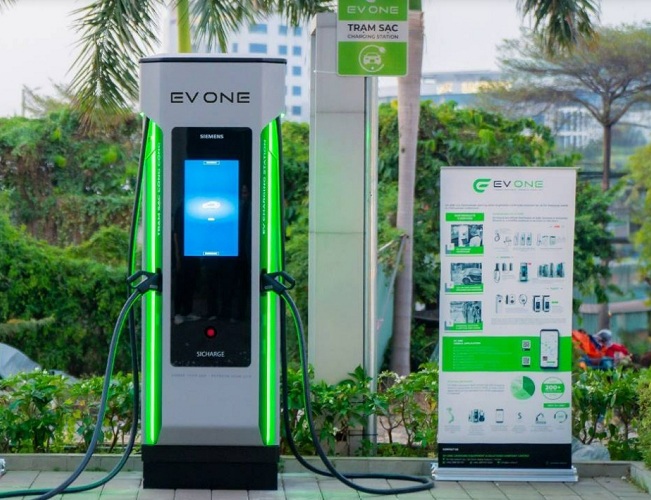 HO KINH DOANH RUA XE HOP TAC LAM TRAM SAC DIEN 1