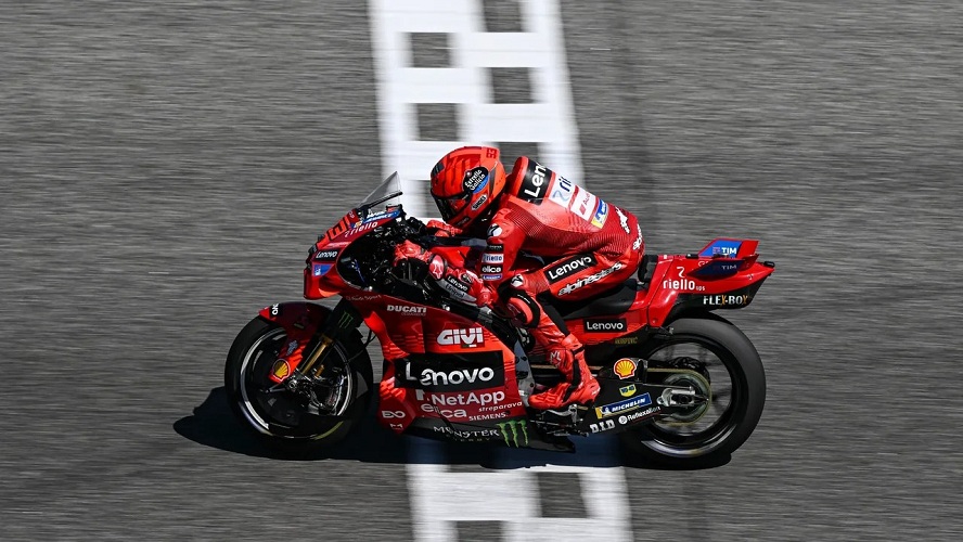 Marc Marquez 2025 TAY DUA MOTO GP 3